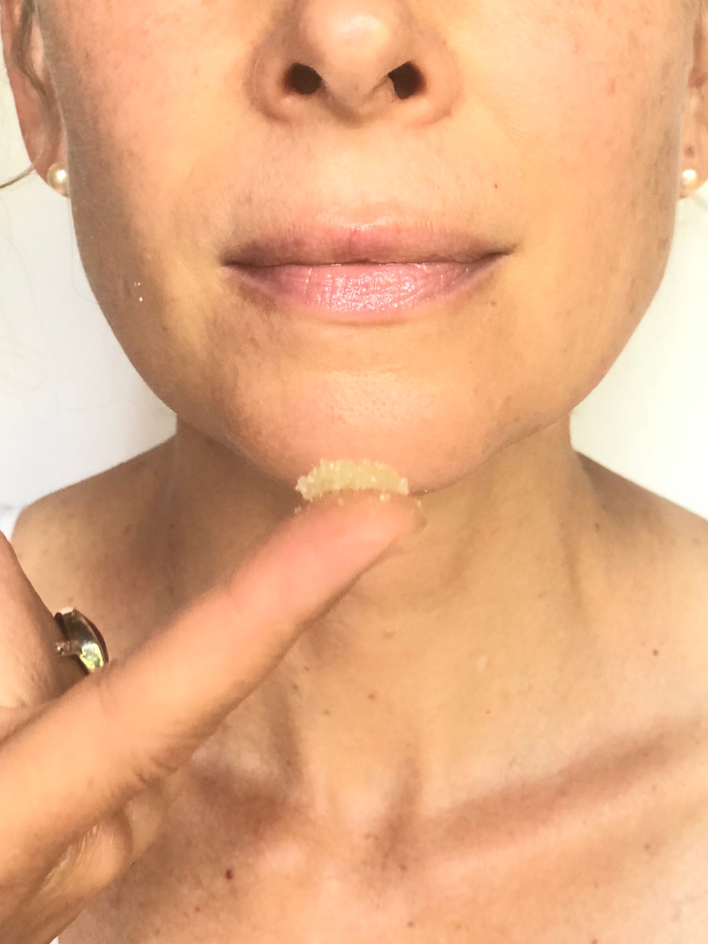 Plumping & Softening Lip Scrub